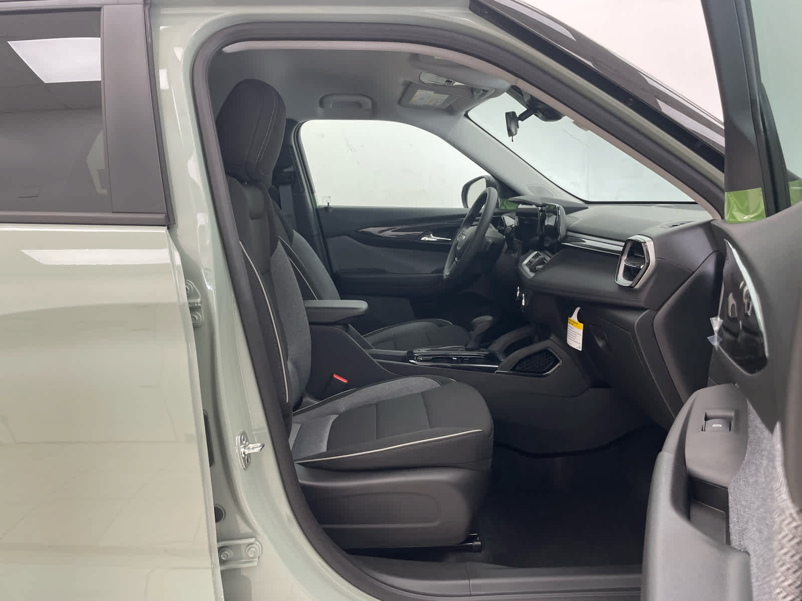 New 2026 Chevrolet TrailBlazer LS w/ LS Convenience Package AWD/4WD image 14