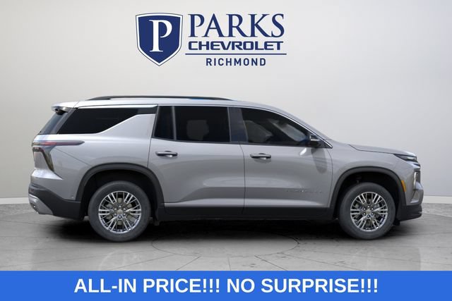 New 2026 Chevrolet Traverse LT w/ Driver Confidence Package AWD/4WD image 8