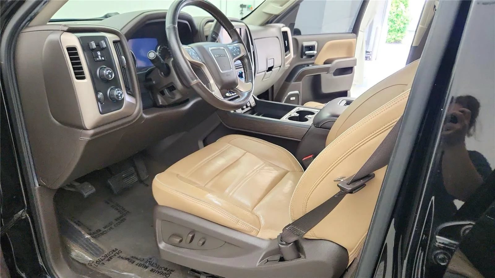Used 2017 GMC Sierra 1500 Denali AWD/4WD image 22