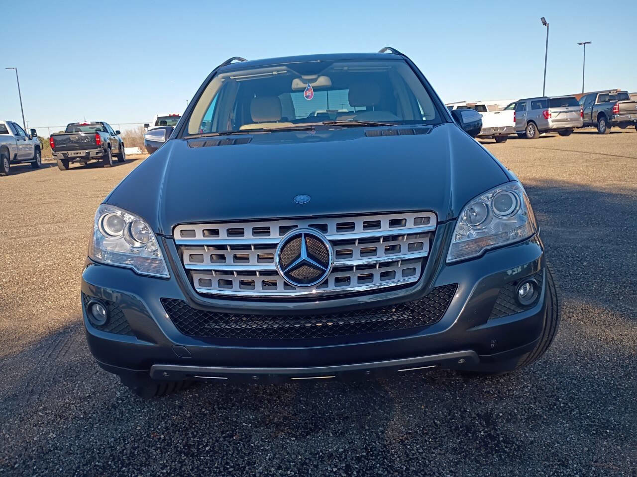 Used 2010 Mercedes-Benz ML 350 2WD image 2