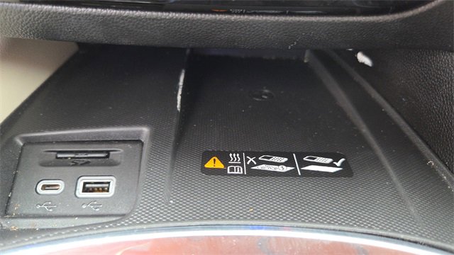 Used 2023 Buick Enclave Avenir w/ Avenir Technology Package image 28