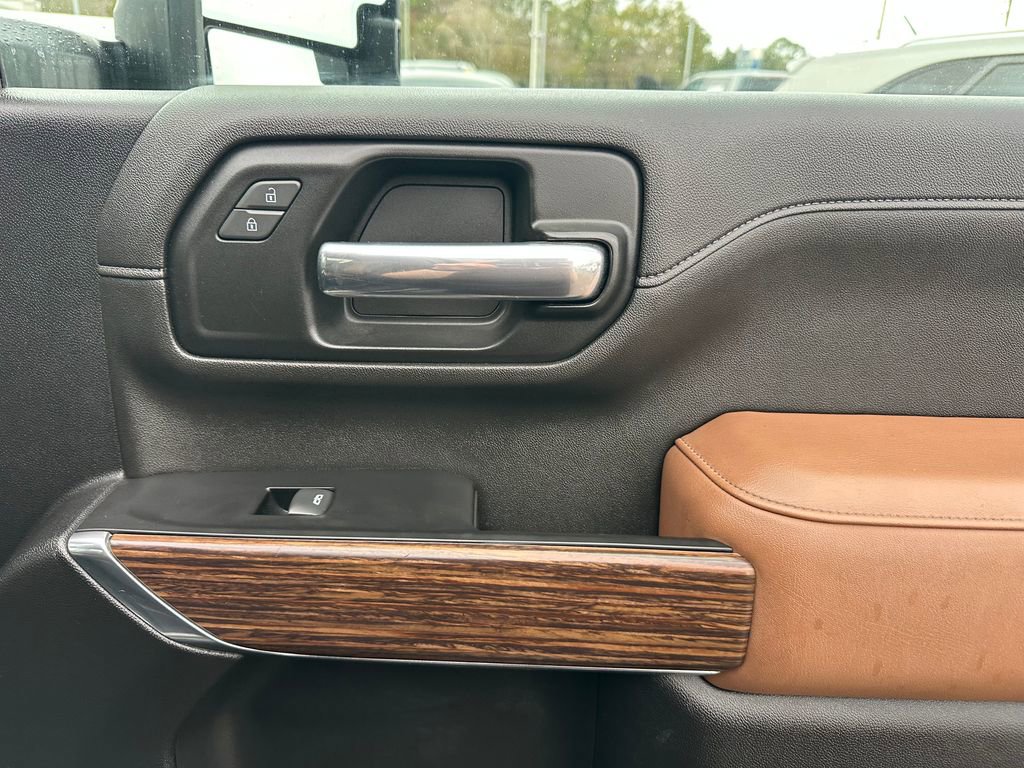 Used 2023 Chevrolet Silverado 2500 High Country w/ Z71 Off-Road Package image 46