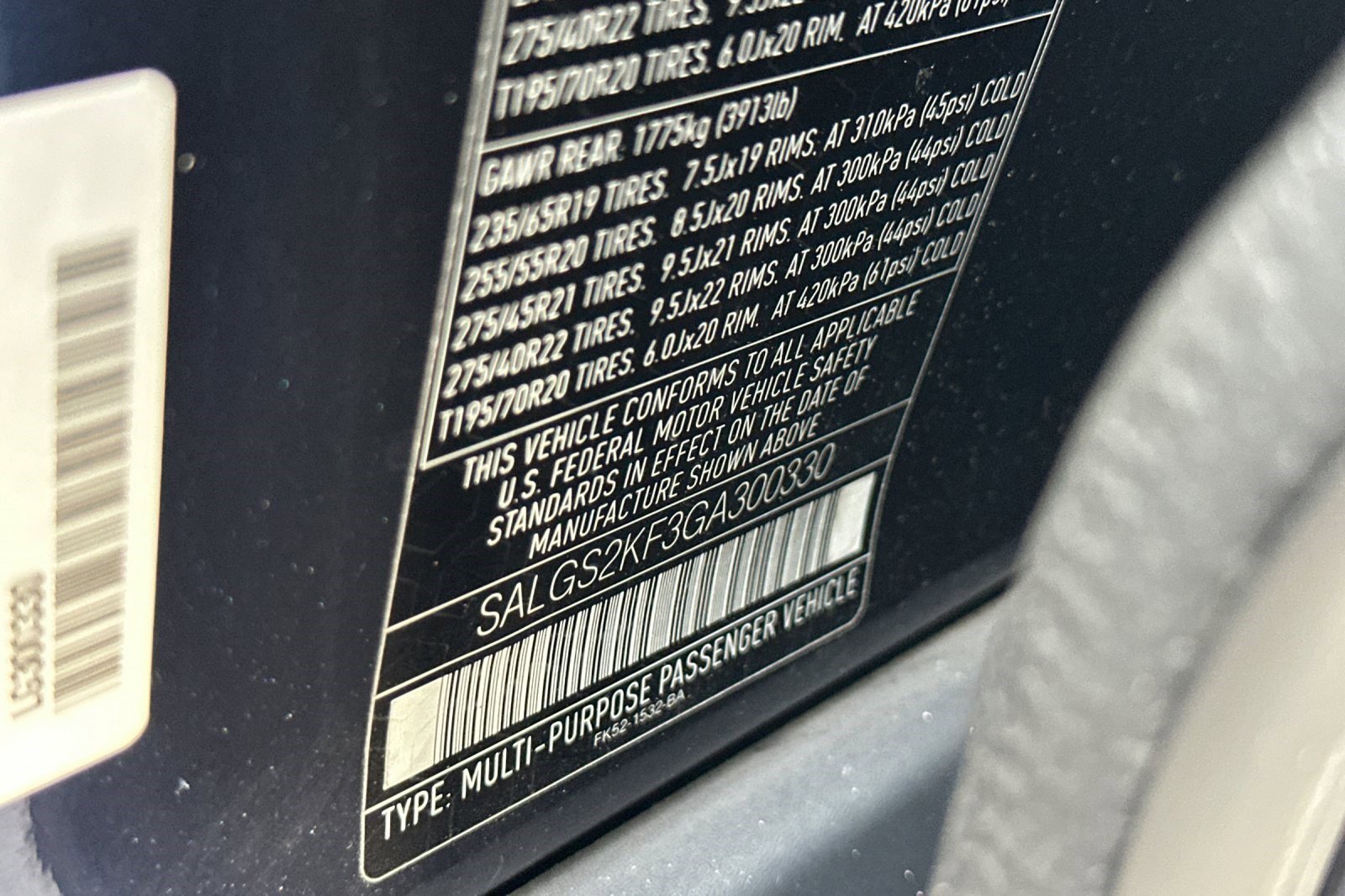 Used 2016 Land Rover Range Rover HSE image 38