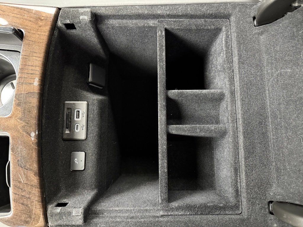 Used 2022 Cadillac Escalade Sport Platinum image 32