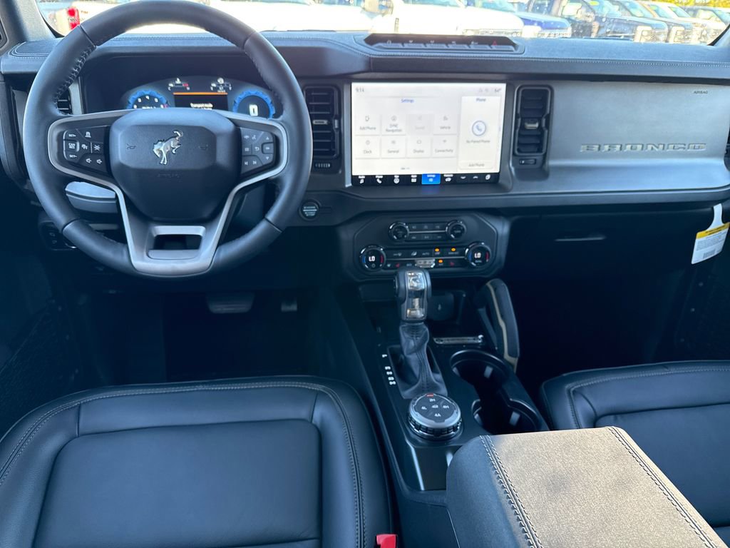 New 2025 Ford Bronco Badlands image 5