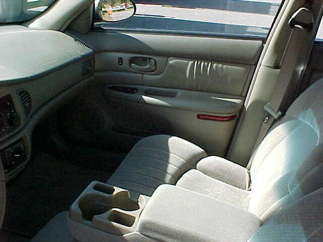 Used 2004 Buick Century Custom image 20