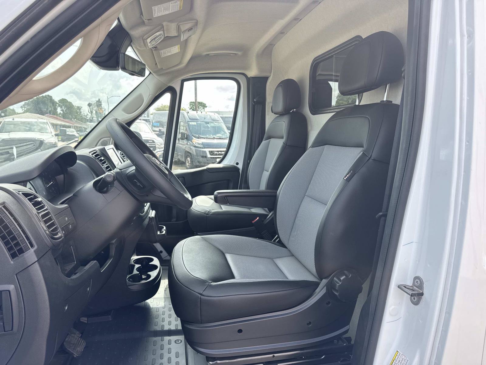 New 2026 RAM ProMaster 1500 w/ Safety Group FWD image 8