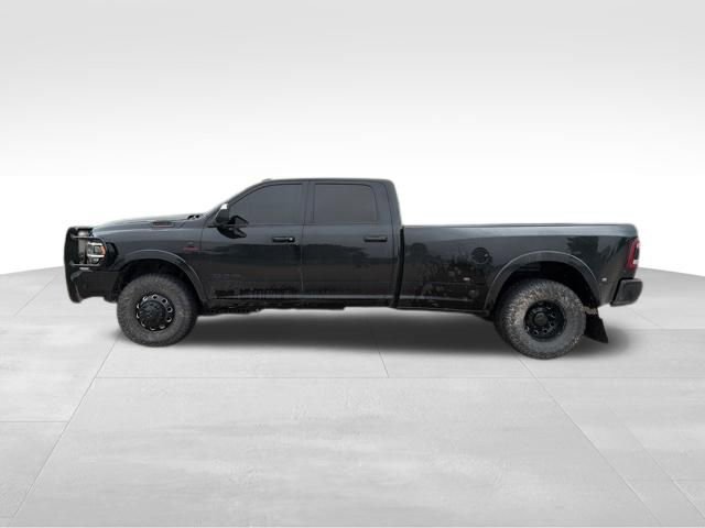 Used 2022 RAM 3500 Laramie w/ Night Edition AWD/4WD image 6