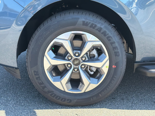 New 2027 Ford Expedition Active RWD image 13