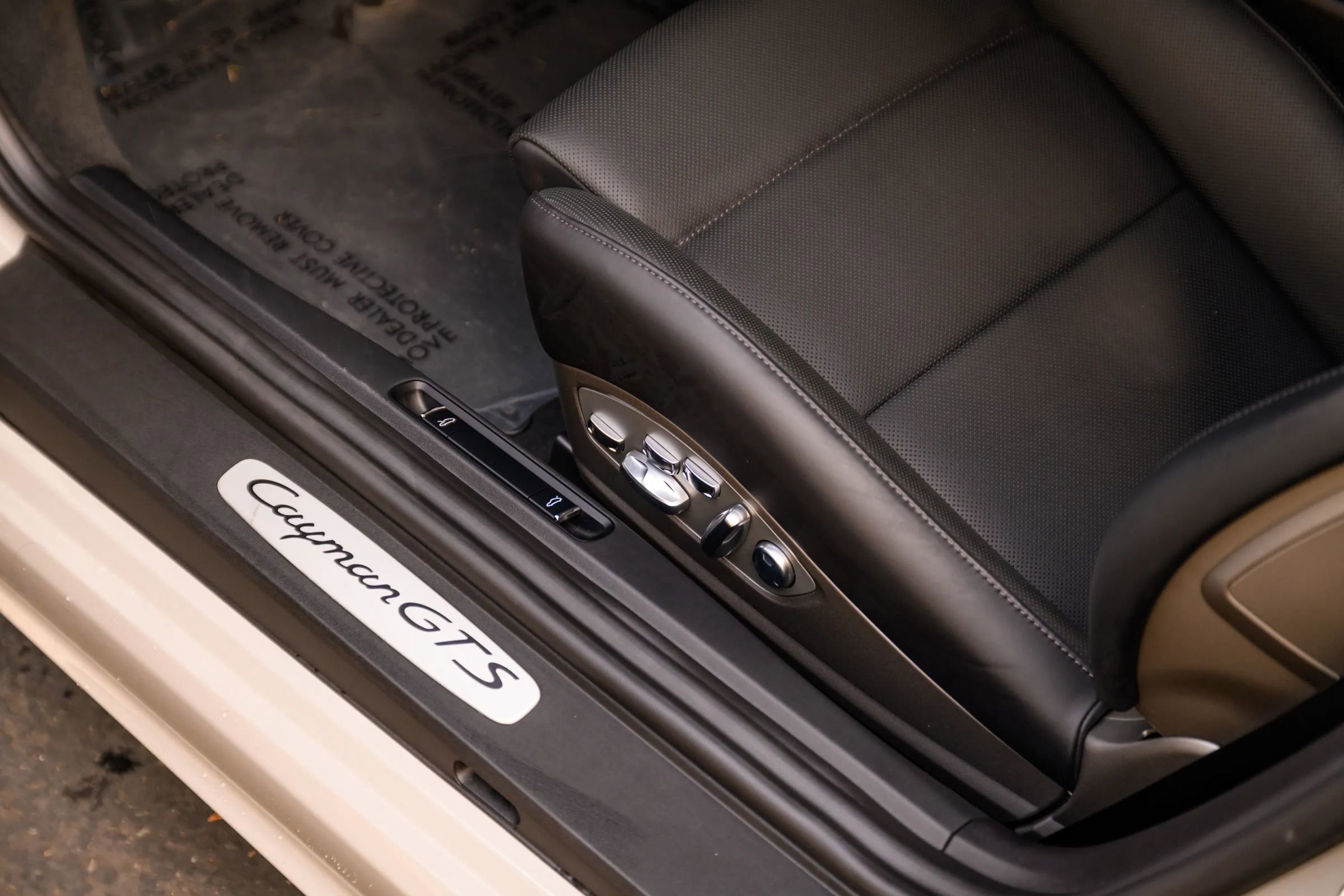 Used 2024 Porsche 718 Cayman GT4 image 45