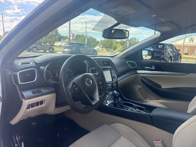 Used 2017 Nissan Maxima 3.5 S image 10
