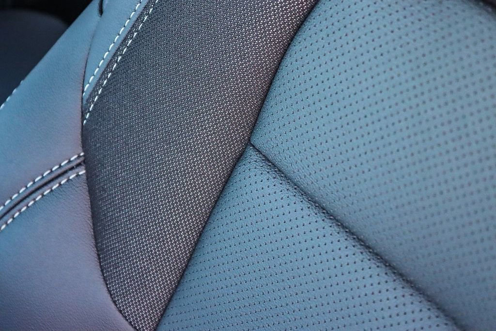 New 2026 Chevrolet Equinox EV LT image 23