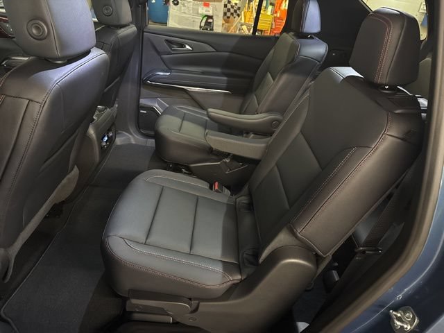 New 2026 Chevrolet Traverse Z71 w/ Enhanced Driving Package AWD/4WD image 23