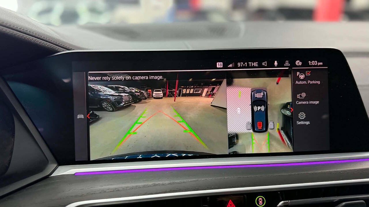 Used 2022 BMW X7 xDrive40i w/ M Sport Package AWD/4WD image 23
