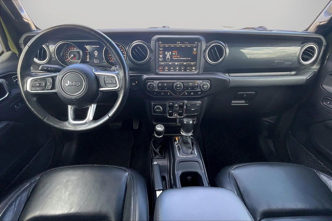 Used 2022 Jeep Wrangler Unlimited Sahara image 16