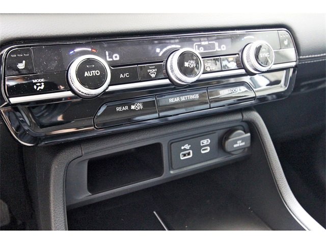 New 2025 Honda Pilot Touring image 21