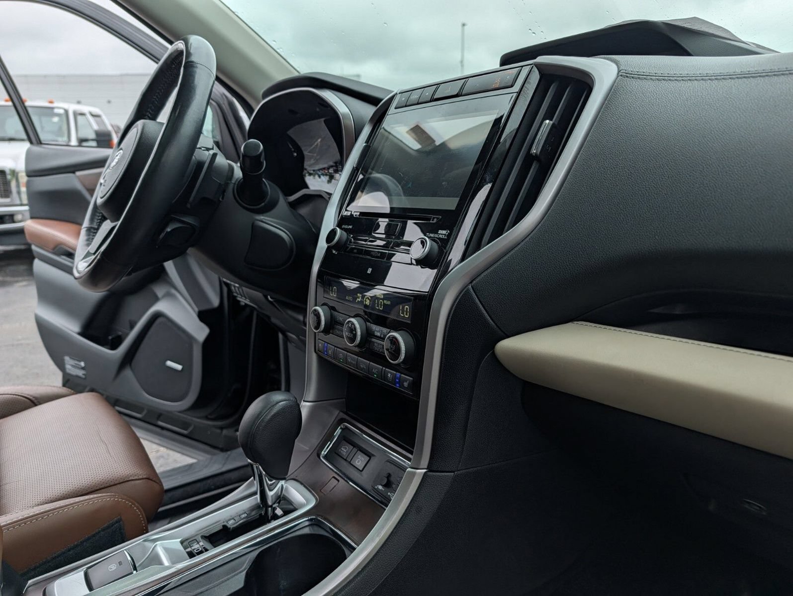 Used 2019 Subaru Ascent Touring w/ Popular Package #2A AWD/4WD image 27