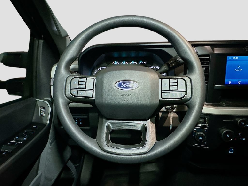 New 2026 Ford F450 XLT w/ XLT Value Package AWD/4WD image 9