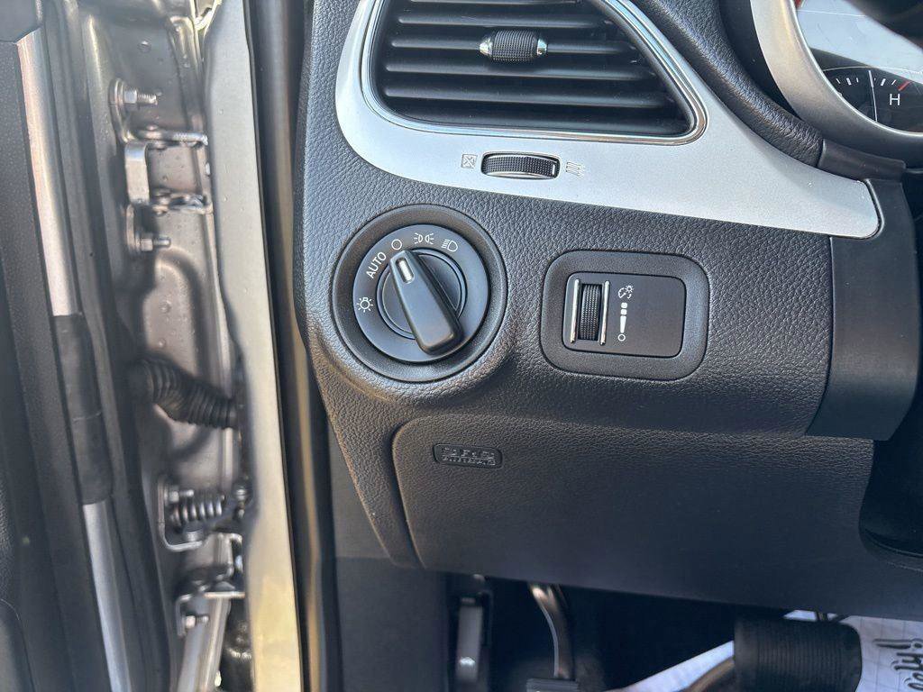 Used 2018 Dodge Journey SE w/ Popular Equipment Group FWD image 20