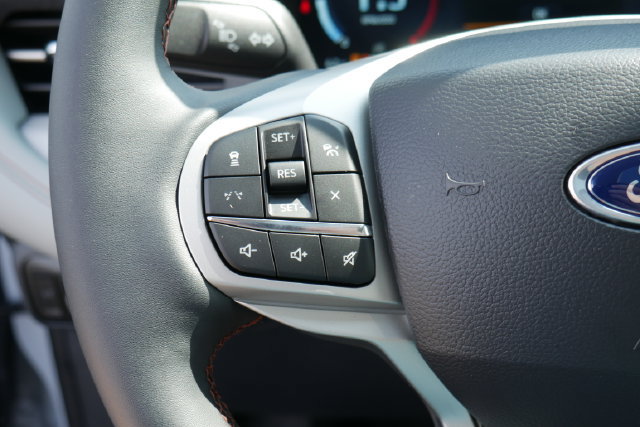 New 2026 Ford Explorer Active w/ Active Comfort Package AWD/4WD image 19