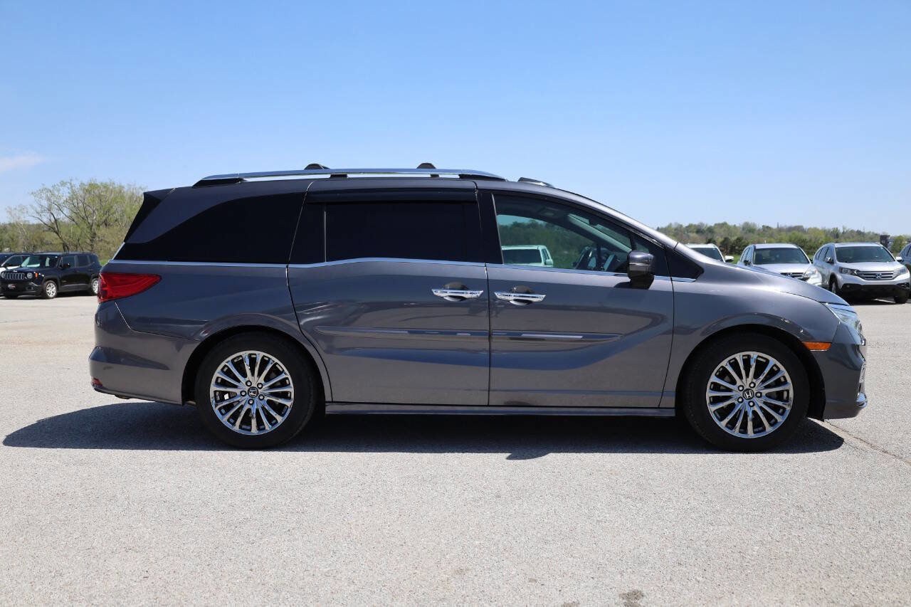 Used 2019 Honda Odyssey Elite image 7