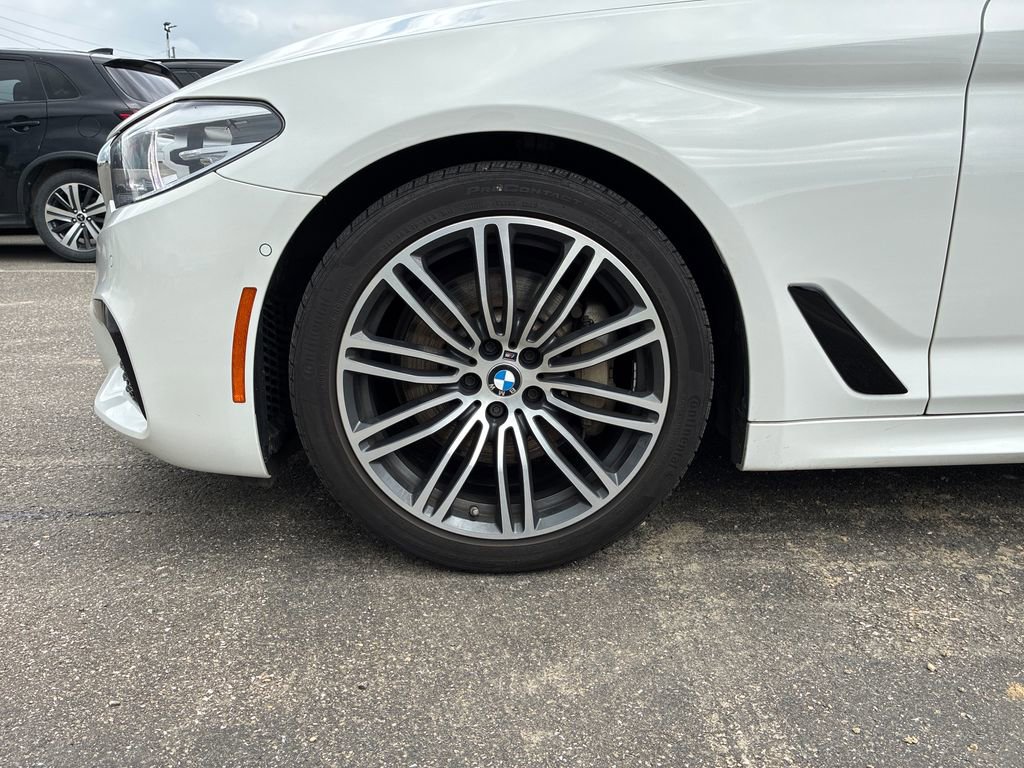 Used 2018 BMW 540i xDrive AWD/4WD image 9