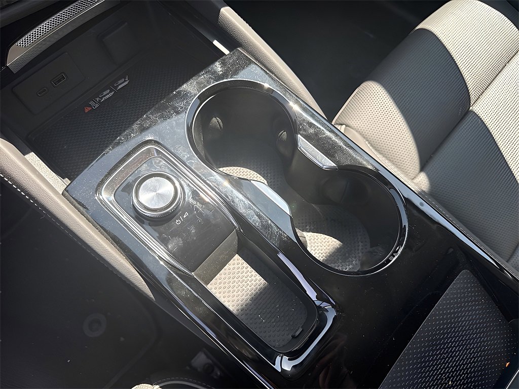 New 2025 Buick Envision Avenir image 20