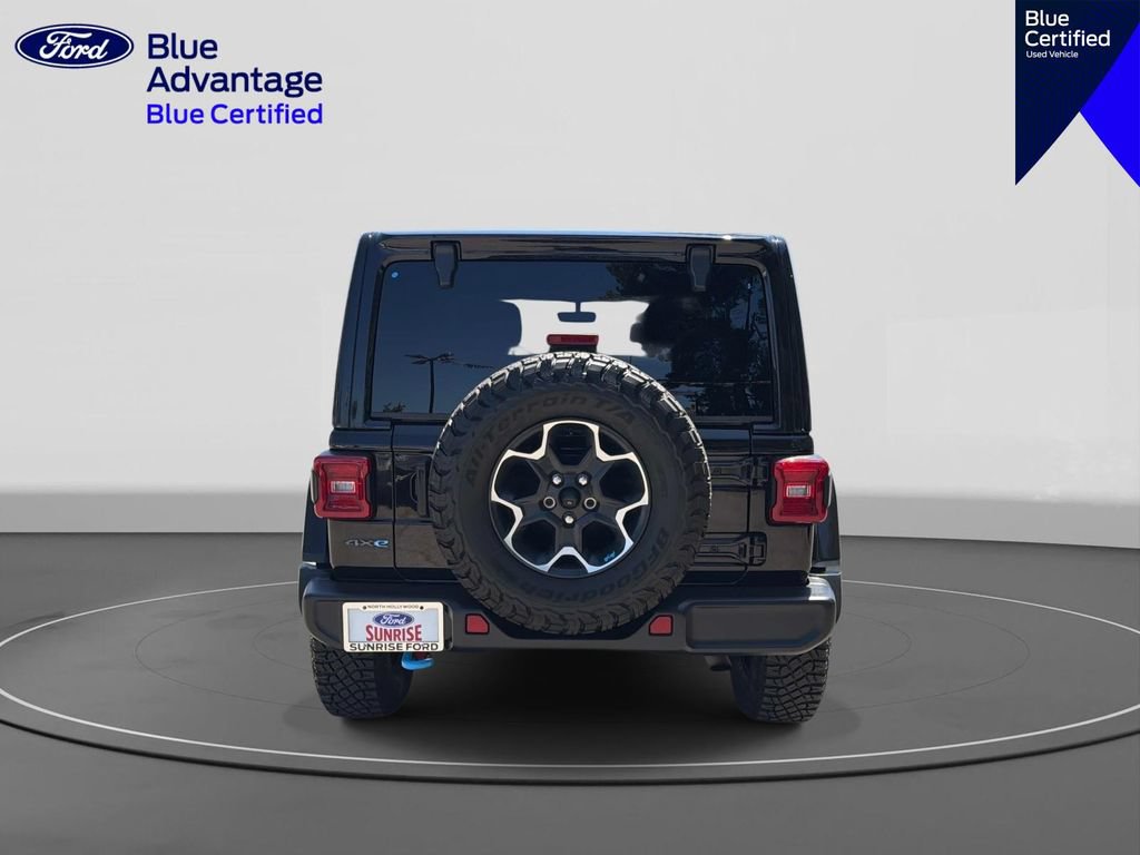 Used 2023 Jeep Wrangler Unlimited Rubicon 4xe w/ Cold Weather Group AWD/4WD image 6