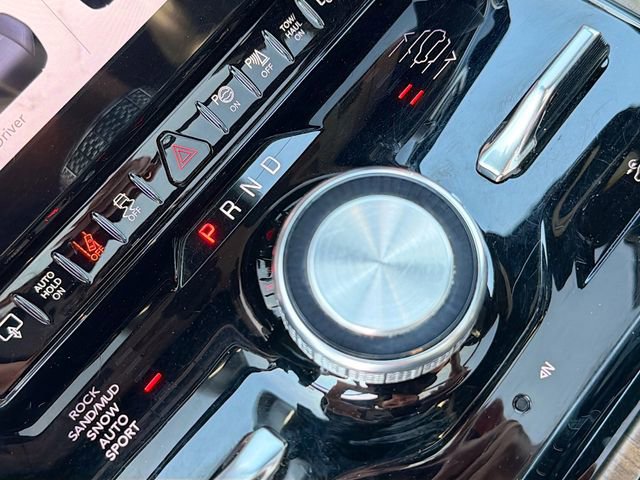 Used 2022 Jeep Grand Wagoneer Series II image 18