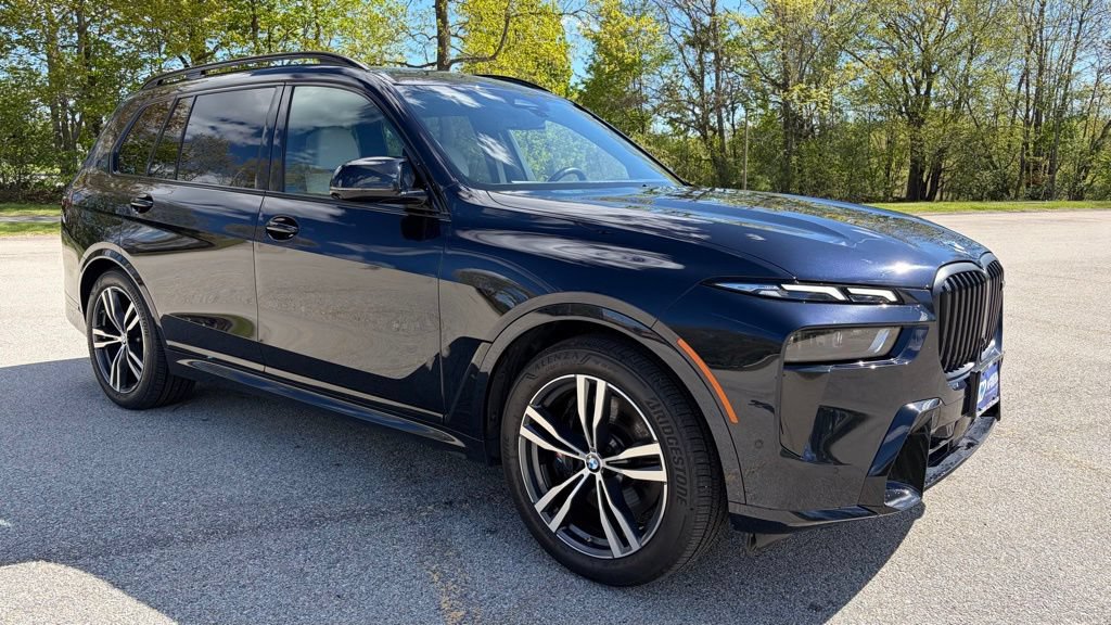 Used 2024 BMW X7 M60i w/ Climate Comfort Package AWD/4WD image 6
