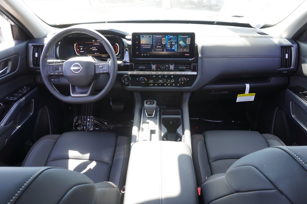 New 2026 Nissan Pathfinder SL FWD image 12