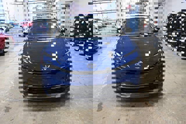 New 2026 Toyota Prius LE image 2