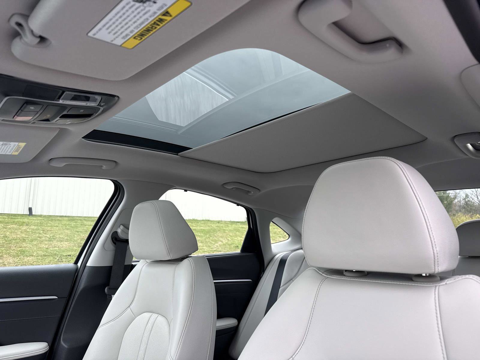 New 2026 Hyundai Sonata Limited image 3