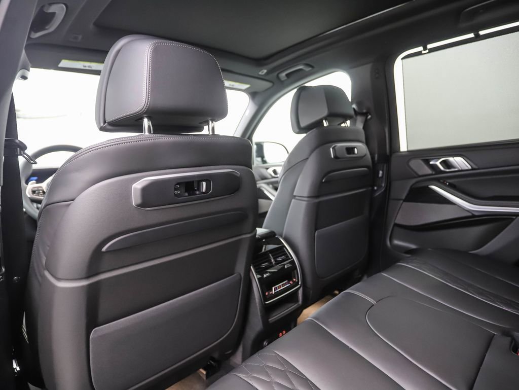 New 2026 BMW X5 M60i image 21