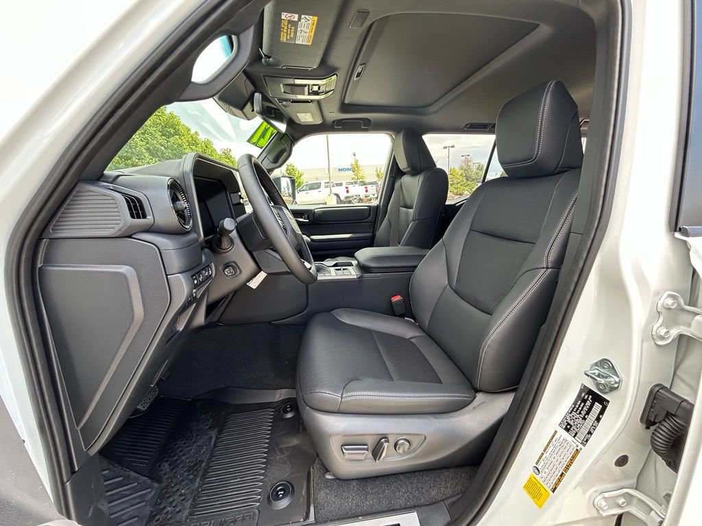 Used 2027 Toyota Land Cruiser AWD/4WD image 10