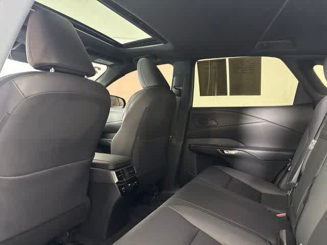 Used 2025 Lexus RX 350 Premium w/ Accessory Package (K3) FWD image 31
