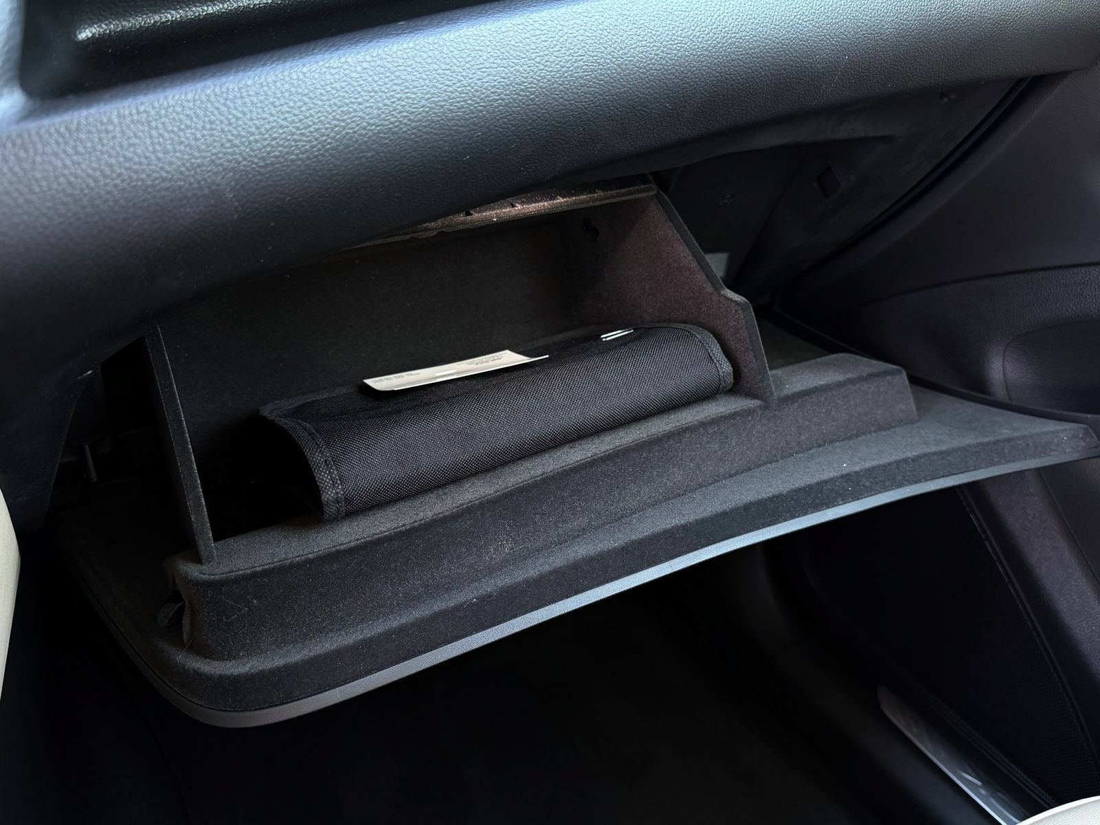 Used 2020 Buick Envision Essence FWD image 20