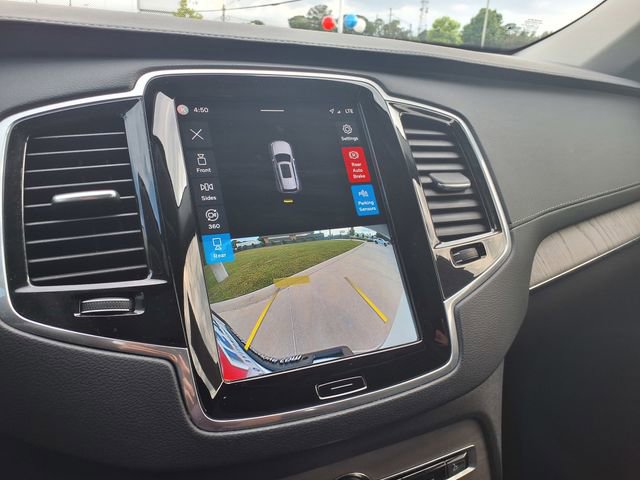 Used 2023 Volvo XC90 B6 Ultimate w/ Protection Package Premier image 31