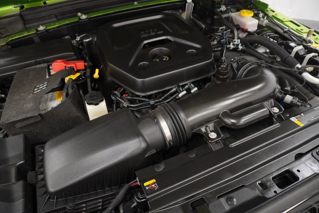 Used 2025 Jeep Wrangler Sport AWD/4WD image 43