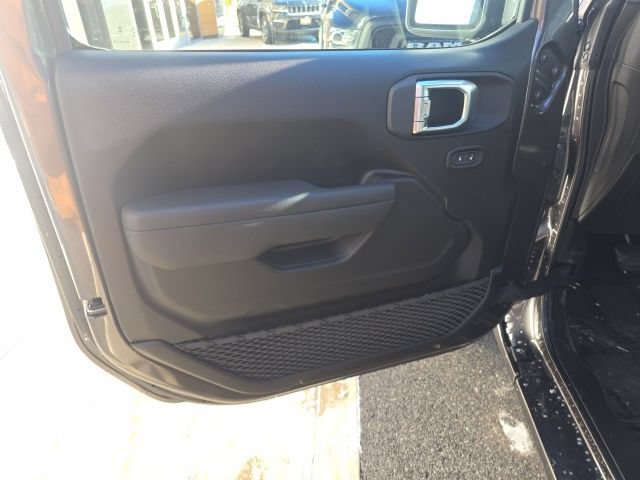 New 2026 Jeep Gladiator Sport AWD/4WD image 10