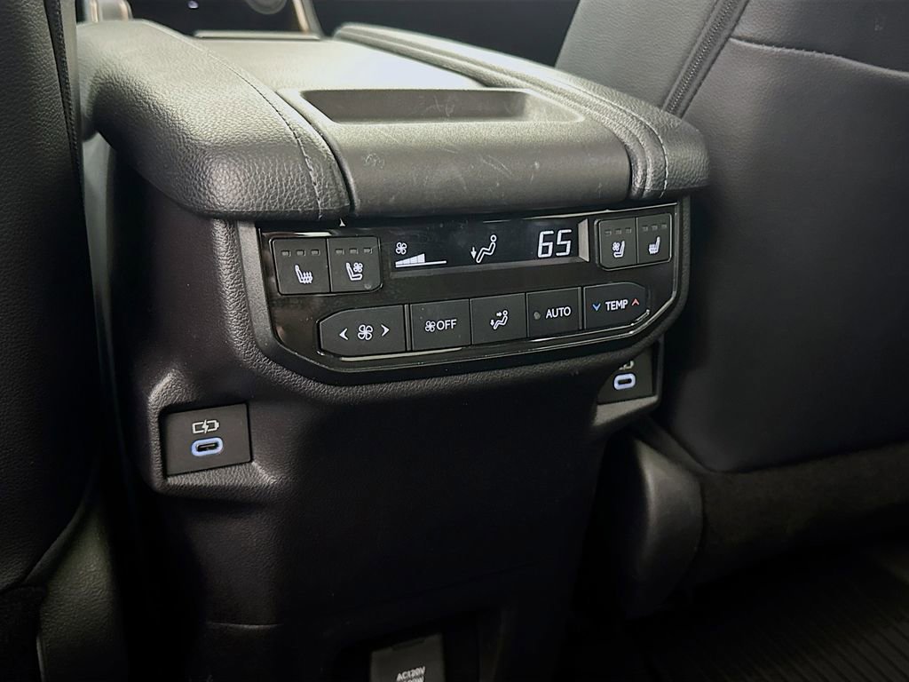Used 2025 Toyota Grand Highlander MAX Platinum image 23