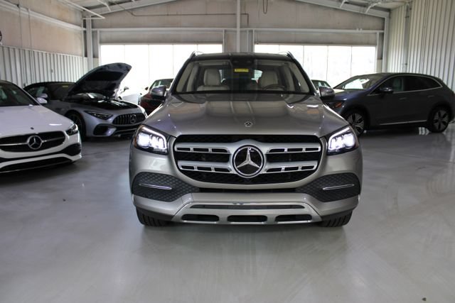 Used 2022 Mercedes-Benz GLS 450 4MATIC image 43