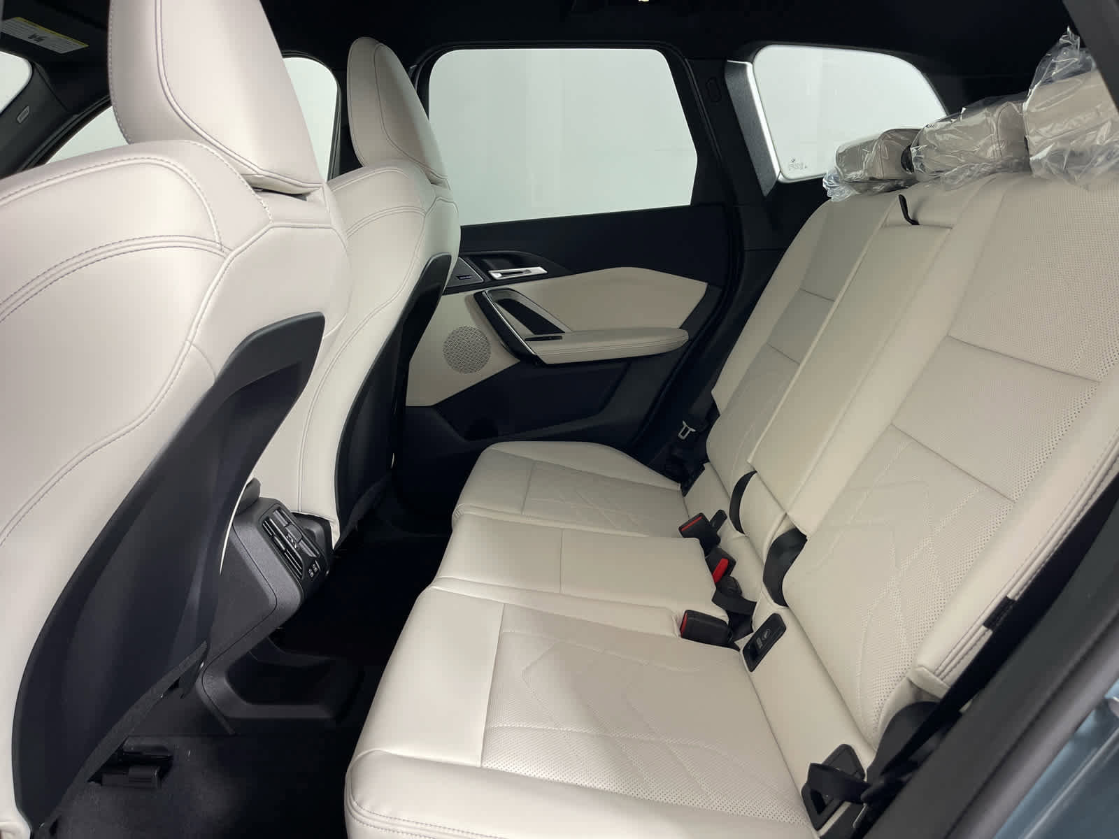 New 2026 BMW X1 xDrive28i w/ Technology Package AWD/4WD image 13