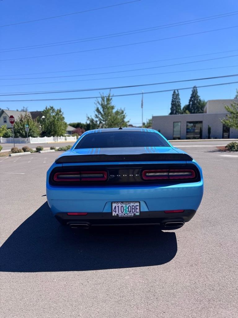Used 2015 Dodge Challenger R/T Plus RWD image 6