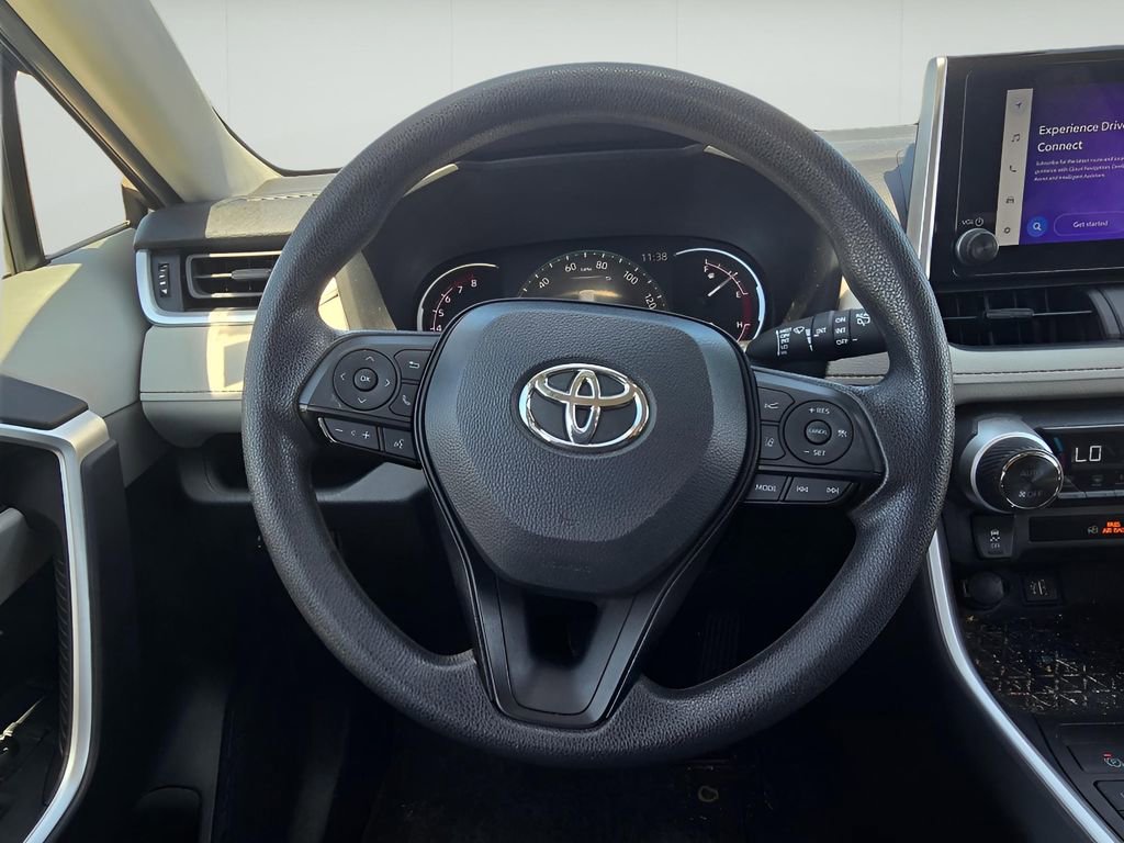 Used 2024 Toyota RAV4 XLE image 25