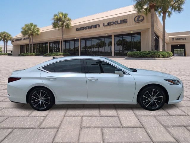 Certified 2025 Lexus ES 350 w/ Premium Package FWD image 3