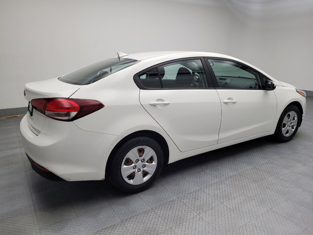 Used 2018 Kia Forte LX FWD image 10
