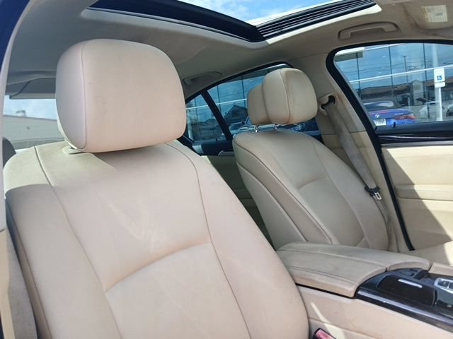 Used 2012 BMW 528i xDrive Sedan AWD/4WD image 16