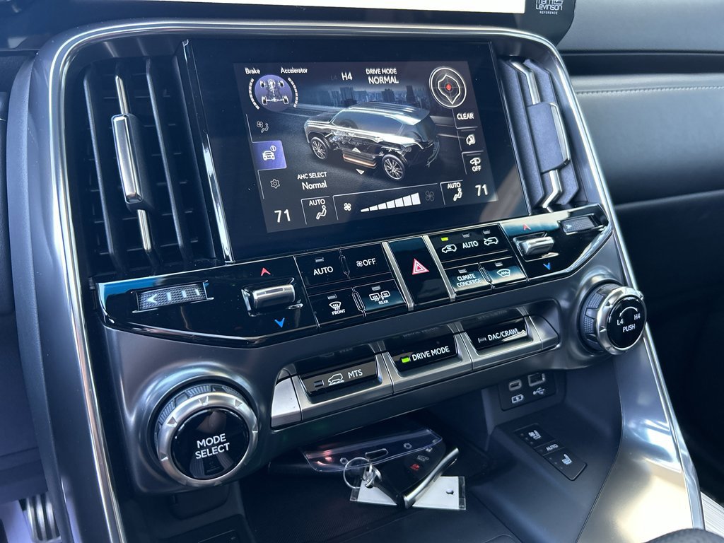 Used 2024 Lexus LX 600 F Sport AWD/4WD image 23