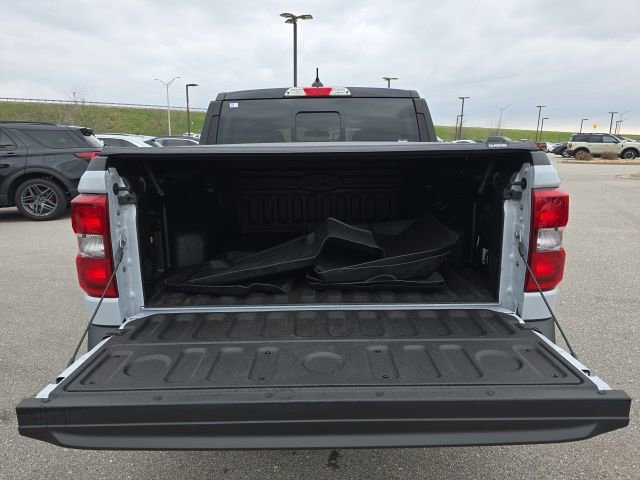 Used 2025 Ford Maverick Lariat w/ Black Appearance Package image 16